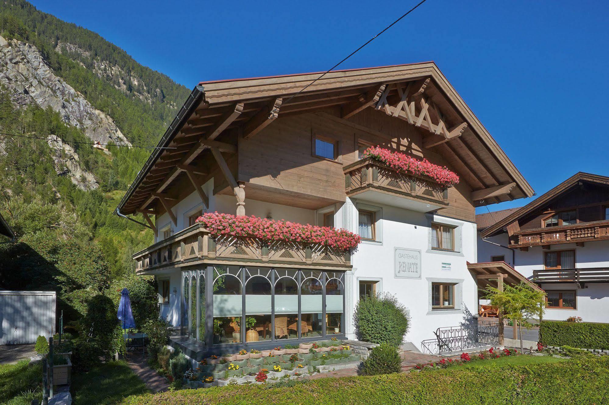 Gaestehaus Renate Längenfeld Esterno foto